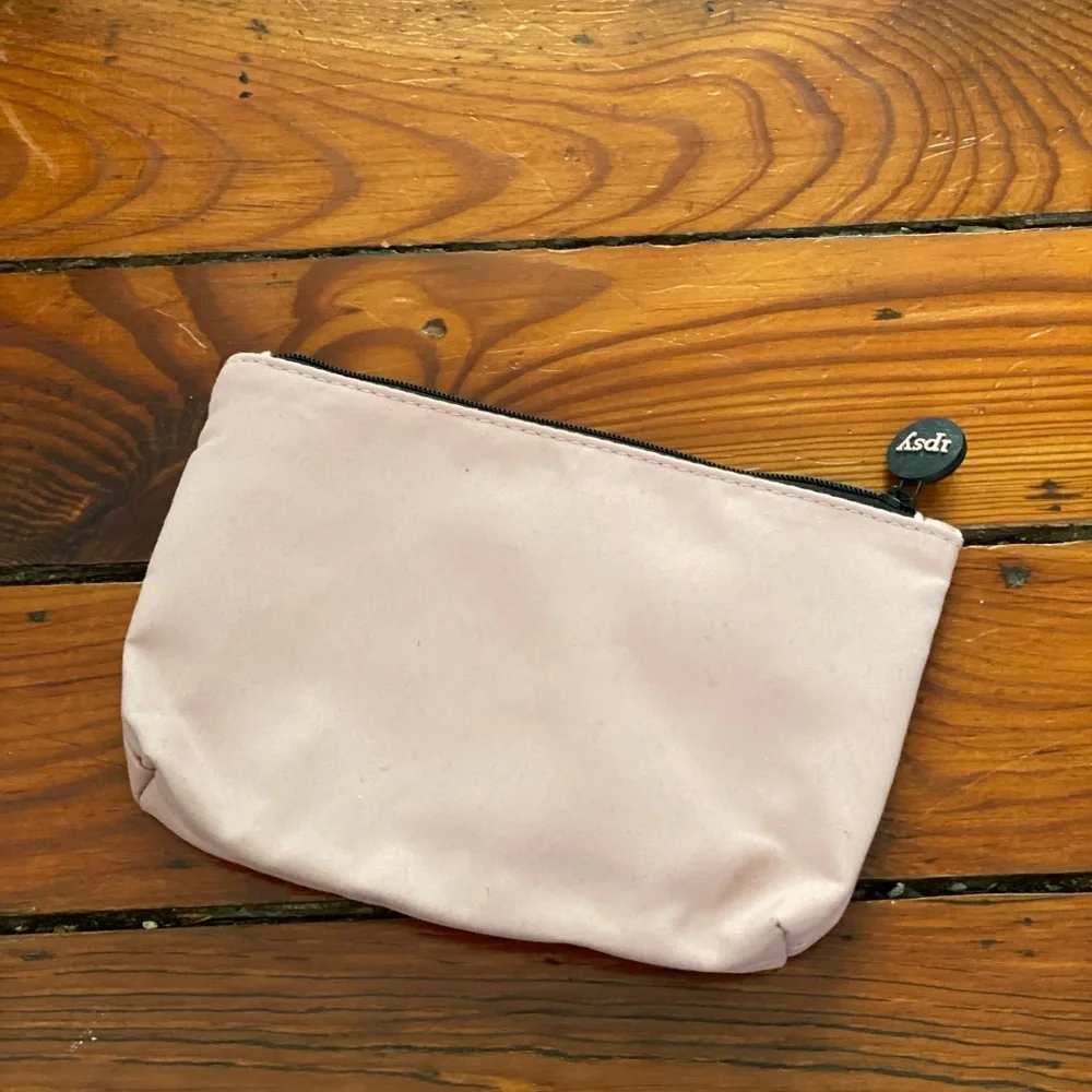 🧩 4/$20 Ipsy Pink with Black Lace Cosmetic Bag NWT